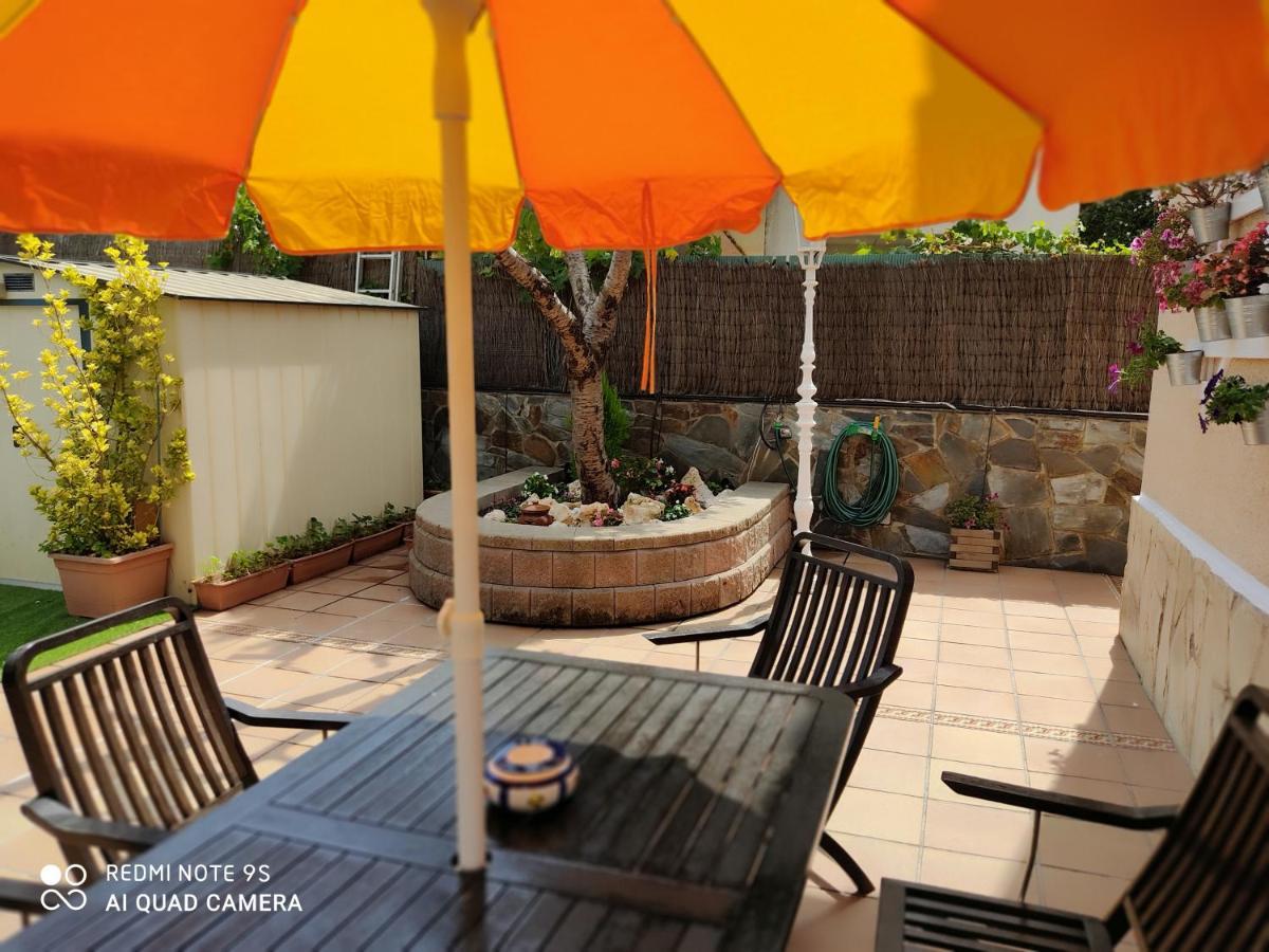 Studio di 30 m² in Appartamento con 1 bagno privato in zona Barbera del Valles Esterno foto