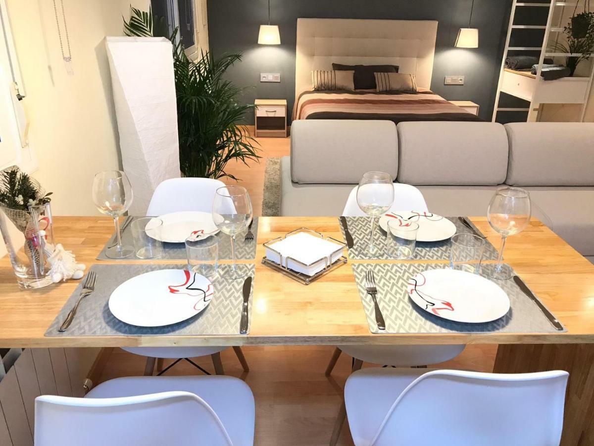 Studio di 30 m² in Appartamento con 1 bagno privato in zona Barbera del Valles Esterno foto
