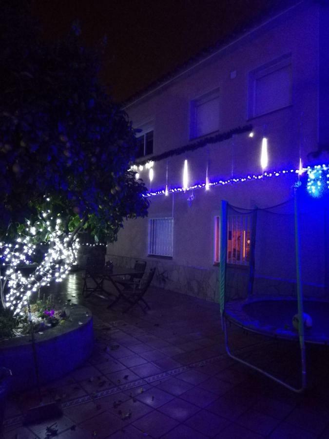 Studio di 30 m² in Appartamento con 1 bagno privato in zona Barbera del Valles Esterno foto